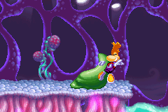 Un slime vert attaquant Rayman.