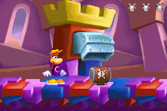 Rayman devant un tonneau de poudre.