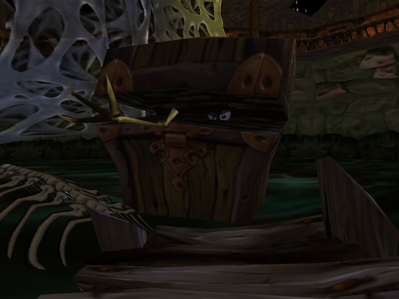 Fichier:Arm (In a chest).jpg