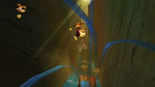 Dans la version Dreamcast, le Sbire Rouge posté au-dessus du torrent est sur un pont en bois.