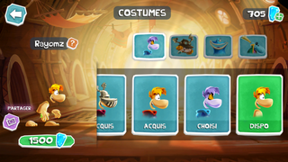 Rayomz dans la Galerie des Costumes.