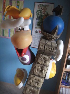 R3HH-LifeSizedLeptysStatue.JPG