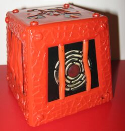 The pirate cage was one of the six collectible figures or the Happy Meal collection of Rayman 2, available in the French McDonald's restaurants.